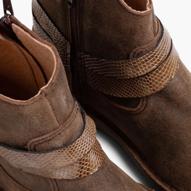 Botas Bajas con Adorno Efecto Serpiente