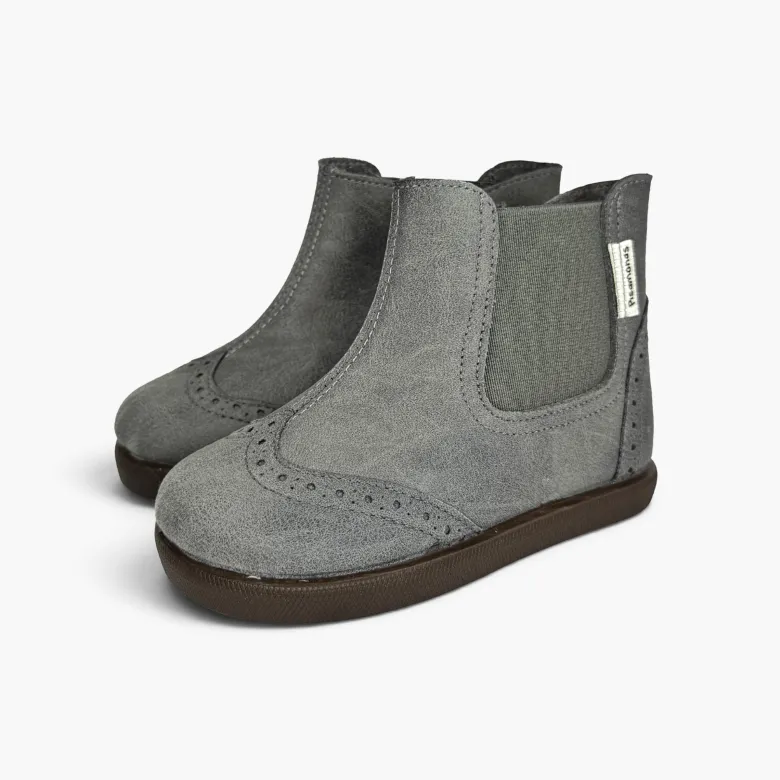 Botines barefoot niña picado decorativo