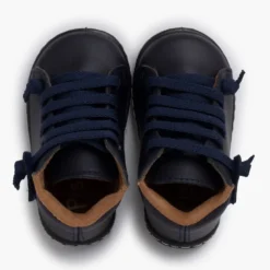 Botitas piel lavable niños cordones elásticos