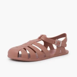 Cangrejeras barefoot niños y mujer