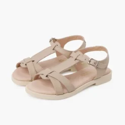 Sandalias niña de piel suave con tira central trenzada
