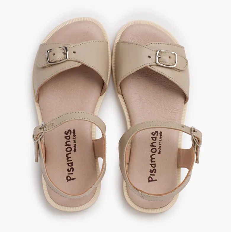Sandalias niña en piel. Pala hebilla