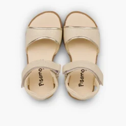 Sandalias niña piel grabada brillante tira adherente
