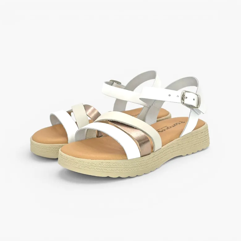 Sandalias niña tiras hebilla piso trenzado