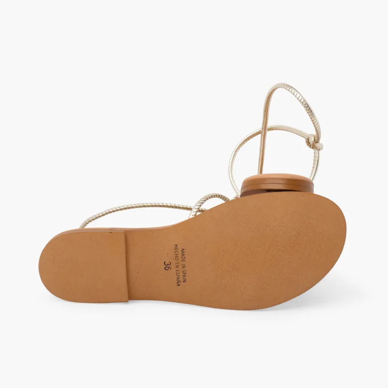 Sandalias tiras tubulares planta acolchada