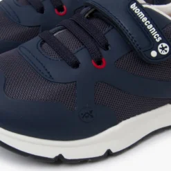 Sneakers Biomecanics cordones elásticos