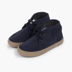 Zapatillas altas con flecos para niños