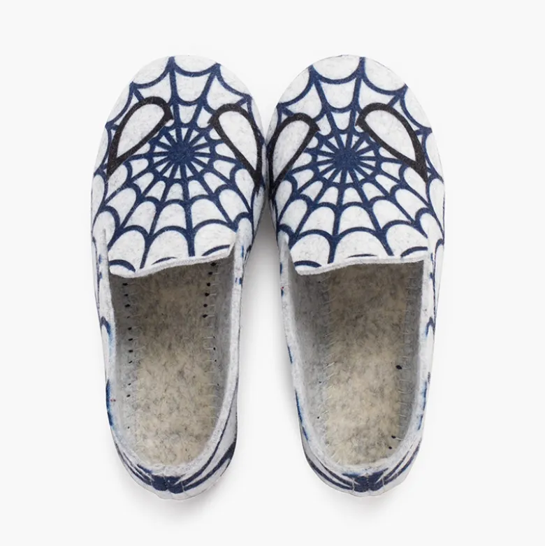Zapatillas bajas andar por casa tela araña