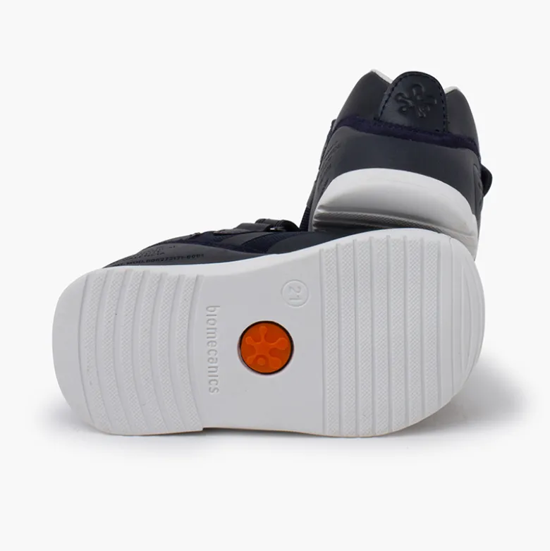 Zapatillas Biomecanics tira adherente cordón elástico