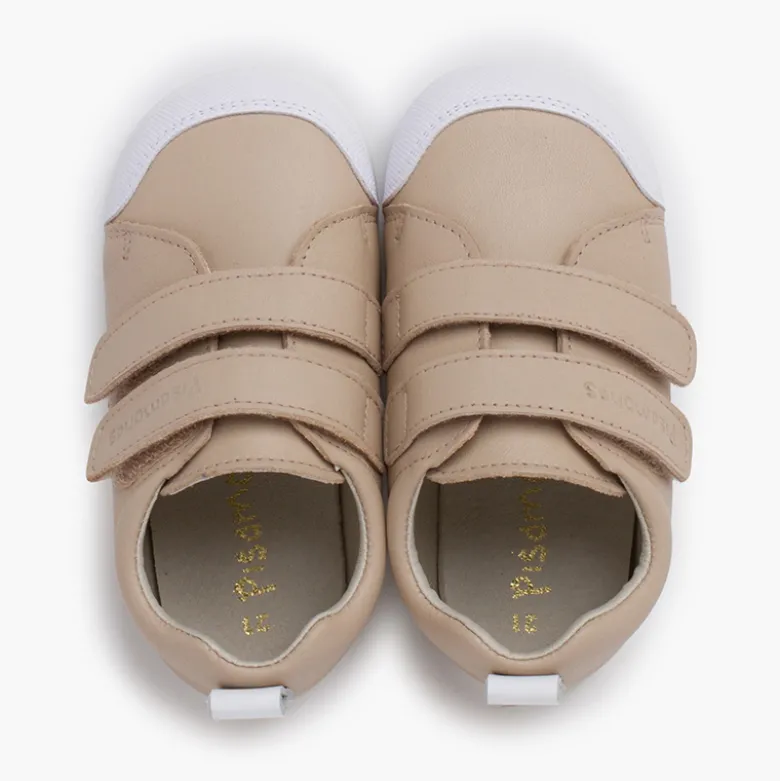 Zapatillas blanditas piel doble cierre adherente