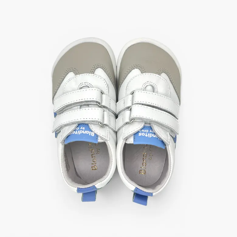 Zapatillas Blanditos bandas laterales