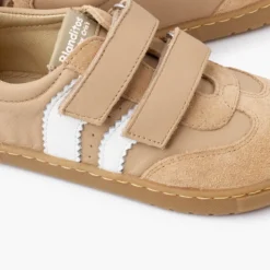 Zapatillas Blanditos bandas laterales suela caramelo