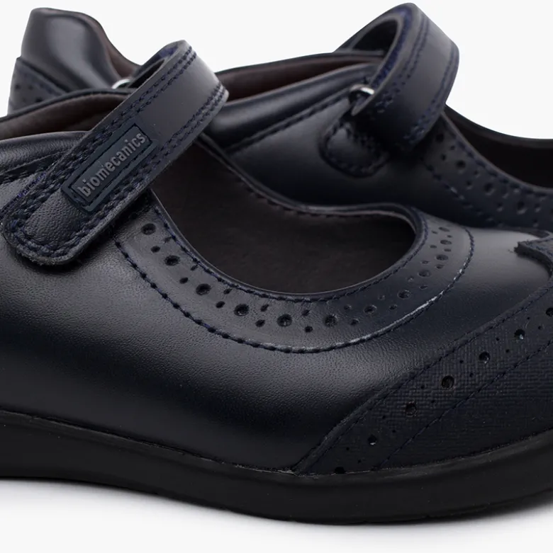 Zapatos colegiales Biomecanics Niña con picado